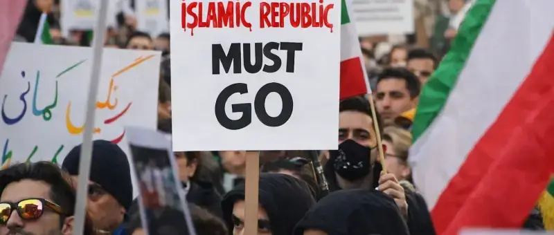 Почему Трампу не суждено посадить в Тегеран нового шаха