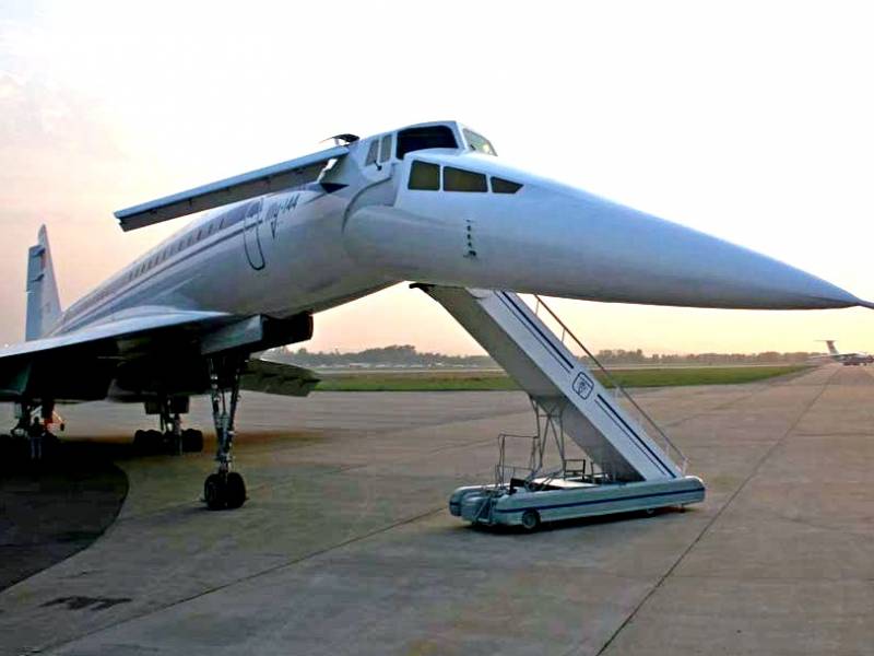 Civil Tu-160 va rămâne pentru totdeauna pe teren