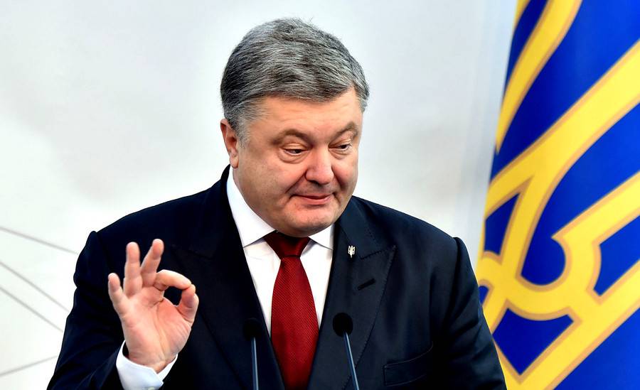 Poroșenko transferă în secret capital în Rusia