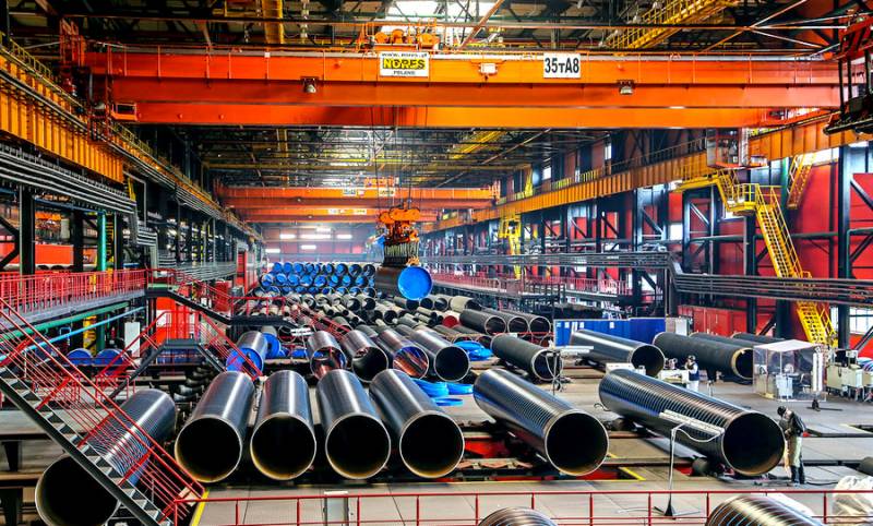 Две тысячи заводов строятся в России