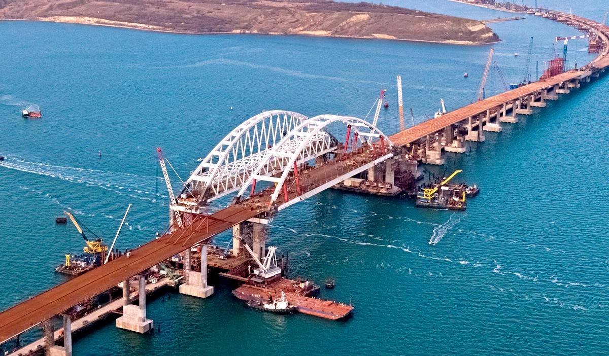 "Kırım köprüsü yıkılacak ve Rusya parçalanacak"