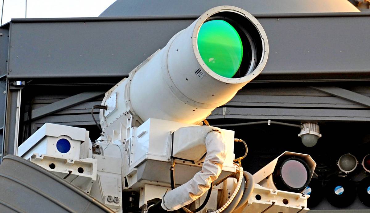 Rusia dezvoltă un sistem laser puternic