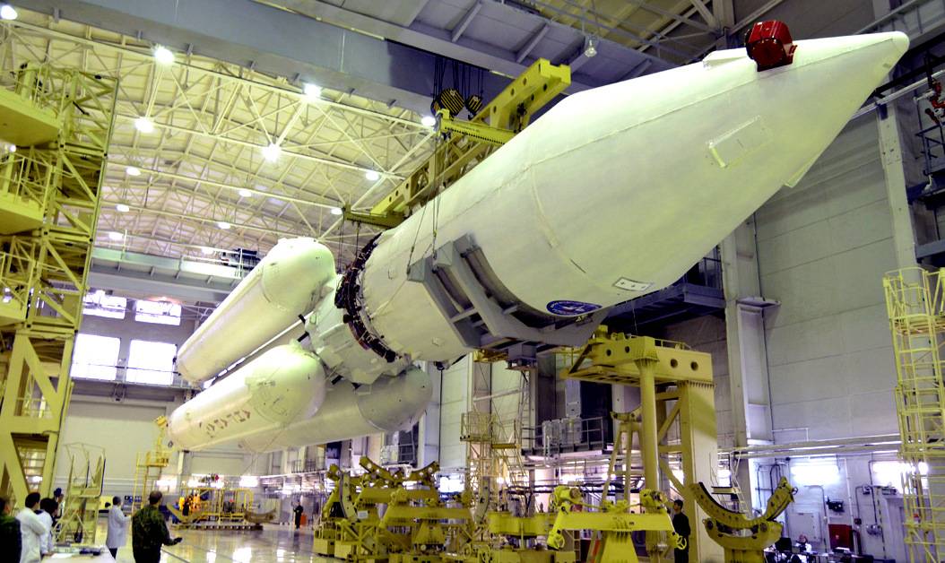 Проект «Сфера»: тяжелая «Ангара-5» запустит 600 спутников