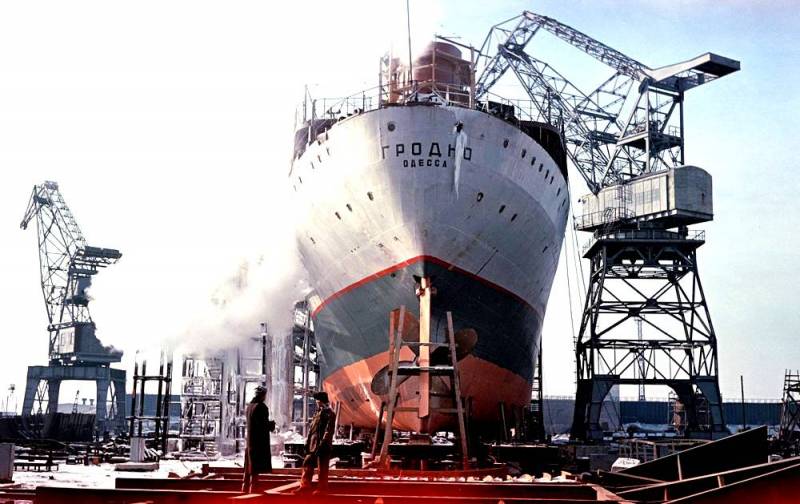 Секрет успеха: Россия переходит на советские пятилетки