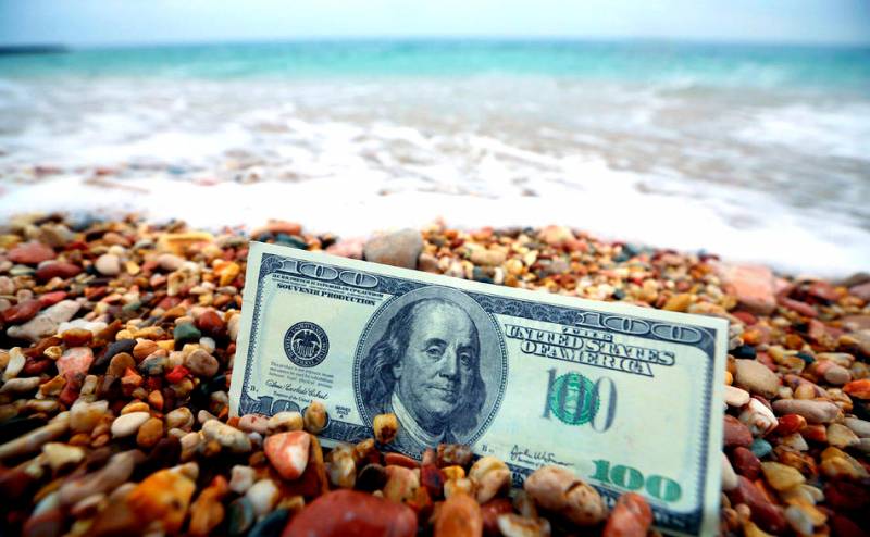 Российский офшор растет на фоне отказа компаний от доллара