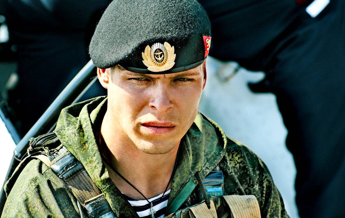 фото русских парней в военной форме