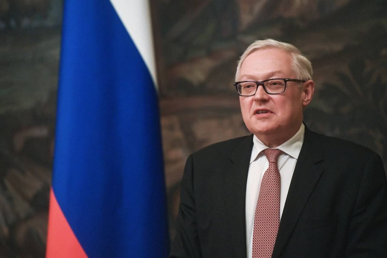 МИД: Россия не будет следовать американским ультиматумам по ДРСМД