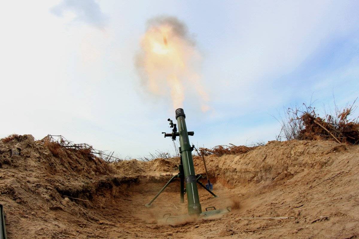 Peleton mortir teka ing Donbass