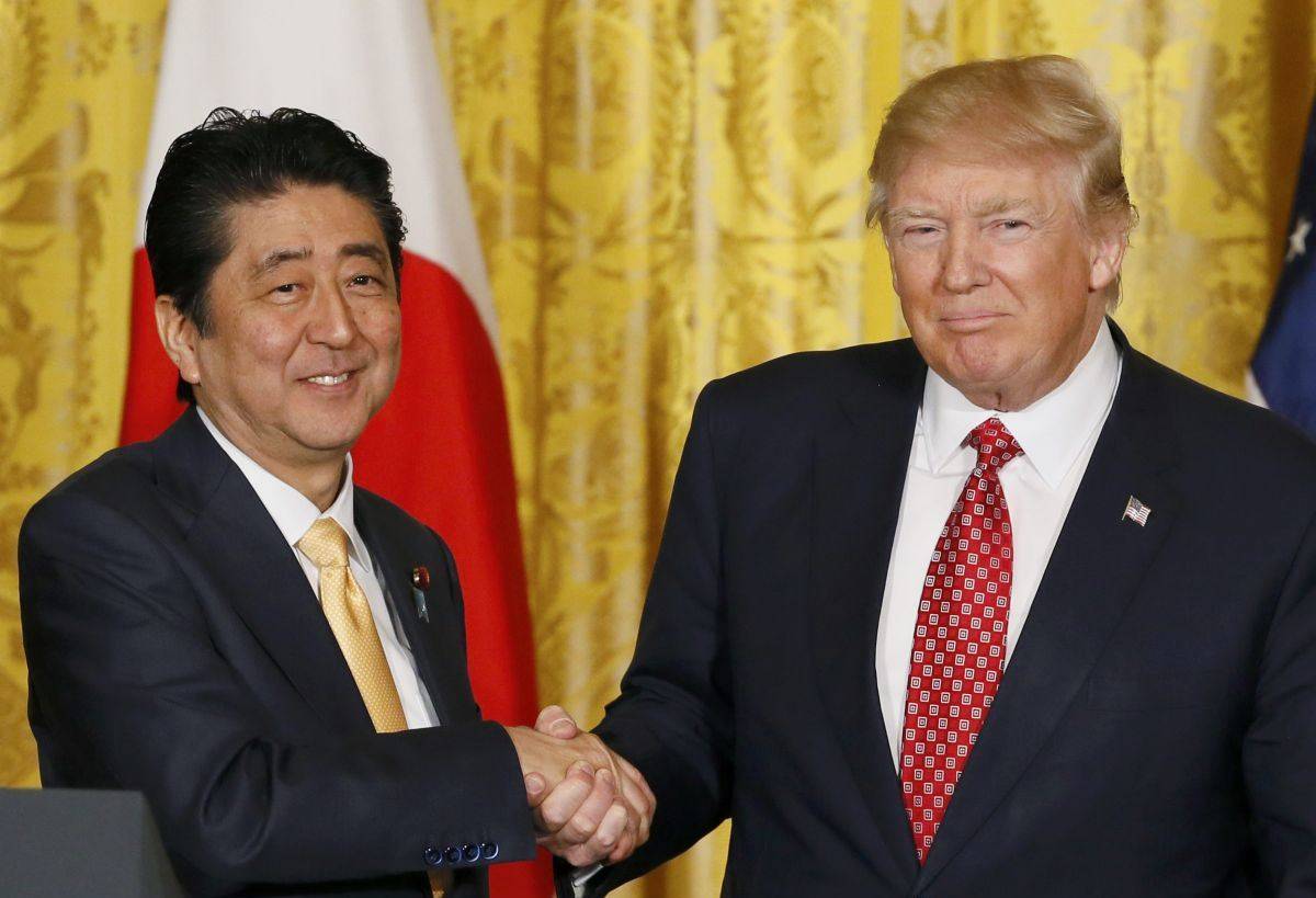 Япония рассчитывает на помощь США в переговорах с Россией