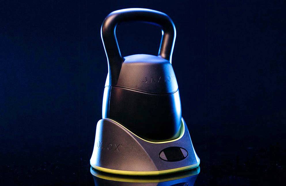 Antrenează-te „înțelept”: la CES 2019 a arătat un kettlebell inteligent