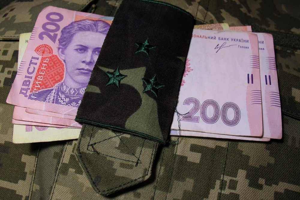 Askeri koleksiyonun Ukraynalı yetkililerin sahtekarlığı olduğu ortaya çıktı