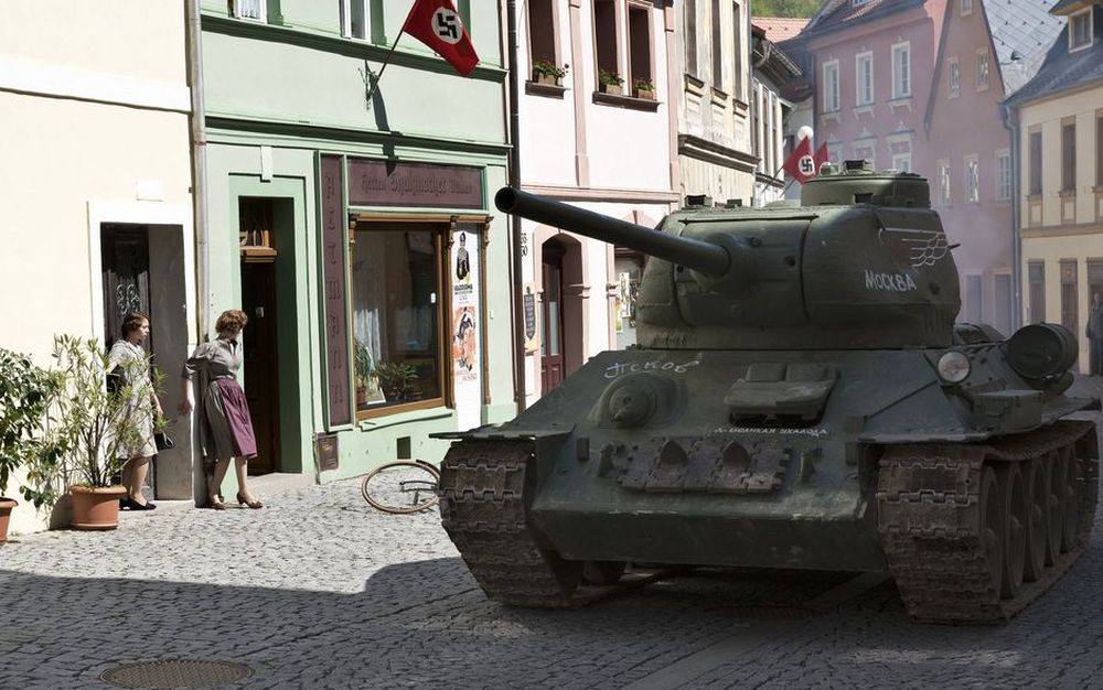 Wehrmacht'ın Kökeni: Ukrayna, ABD'de "T-34" ile savaşıyor