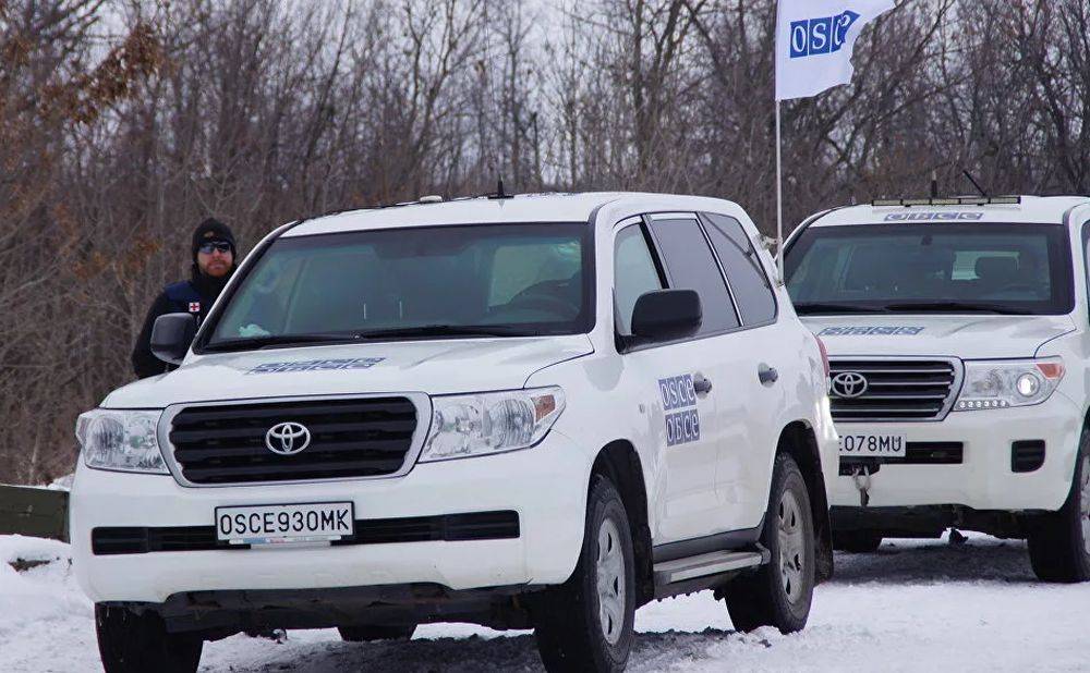 הכוחות המזוינים של אוקראינה ירו לעבר תצפיתנים ואנשי שיפוצניק של OSCE בדונבאס