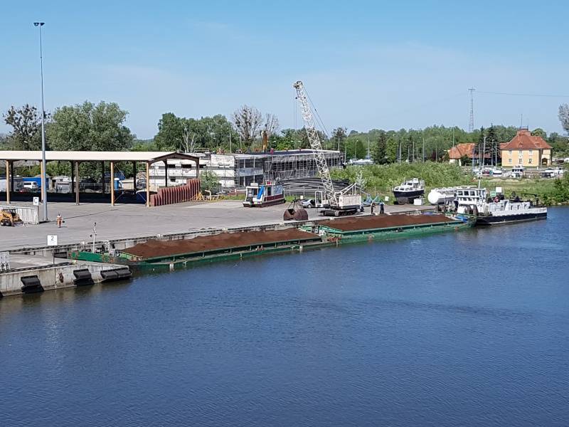 Canal traversant la flèche de la Baltique: l'UE a exigé l'arrêt des constructions non autorisées