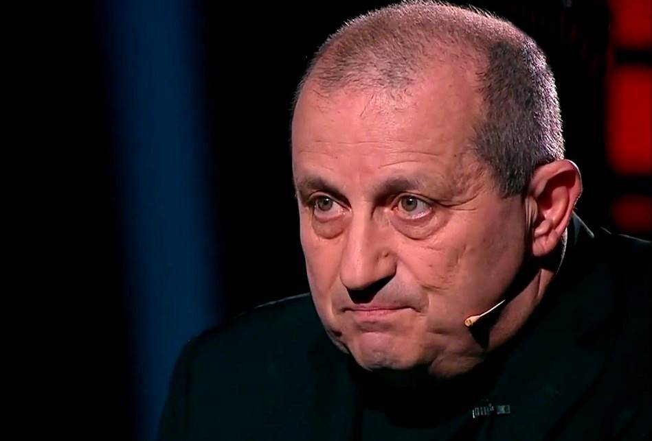 Kedmi bugün "demokrasinin" ne olduğunu açıkça anlattı