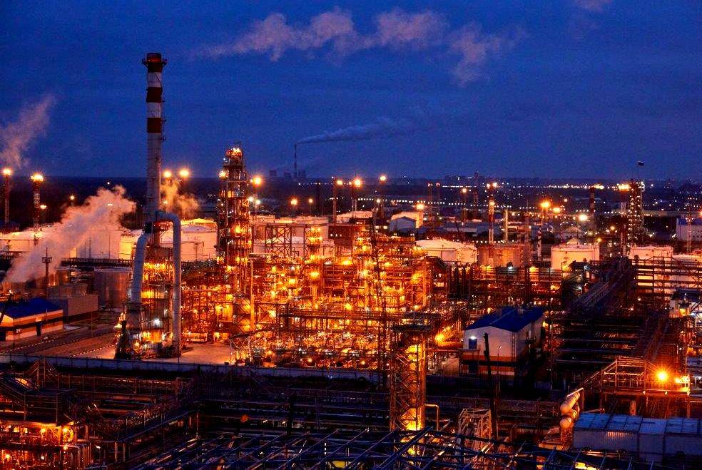 Rus petrol rafinerisi Azerbaycanlı bir şirketin eline geçebilir