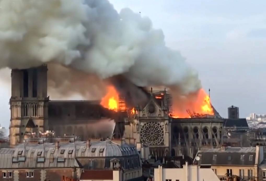 Dezastrul Notre Dame de Paris: primele fotografii cu consecințele incendiului