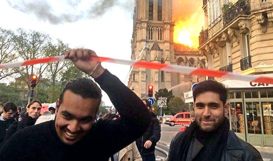 Das "russische Foto" der brennenden Kathedrale in Paris löste in Frankreich eine hitzige Debatte aus