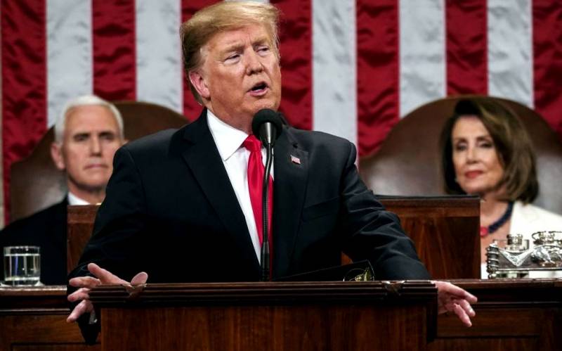 Трамп против демократов: битва за «престол» набирает обороты