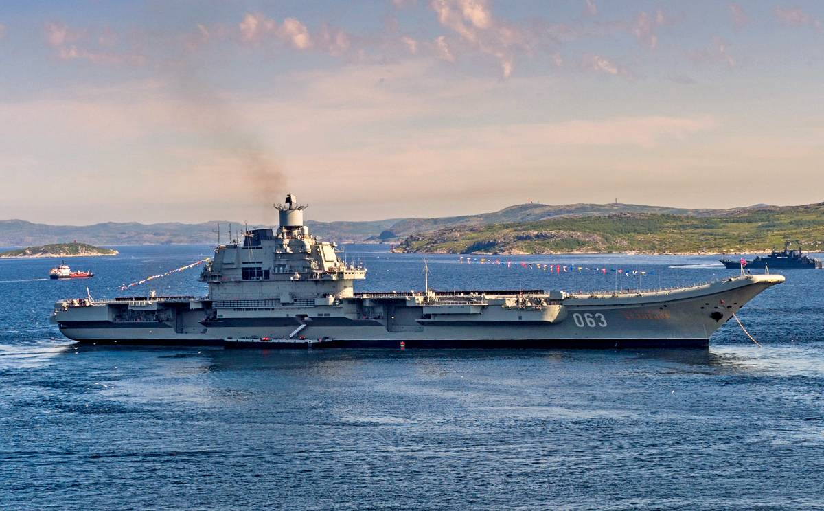 Admiral Kuznetsov Smoke