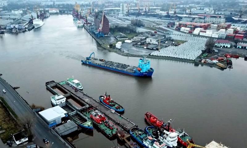 На зависть прибалтам: порт Калининграда опробовал новый маршрут «Шелкового пути»