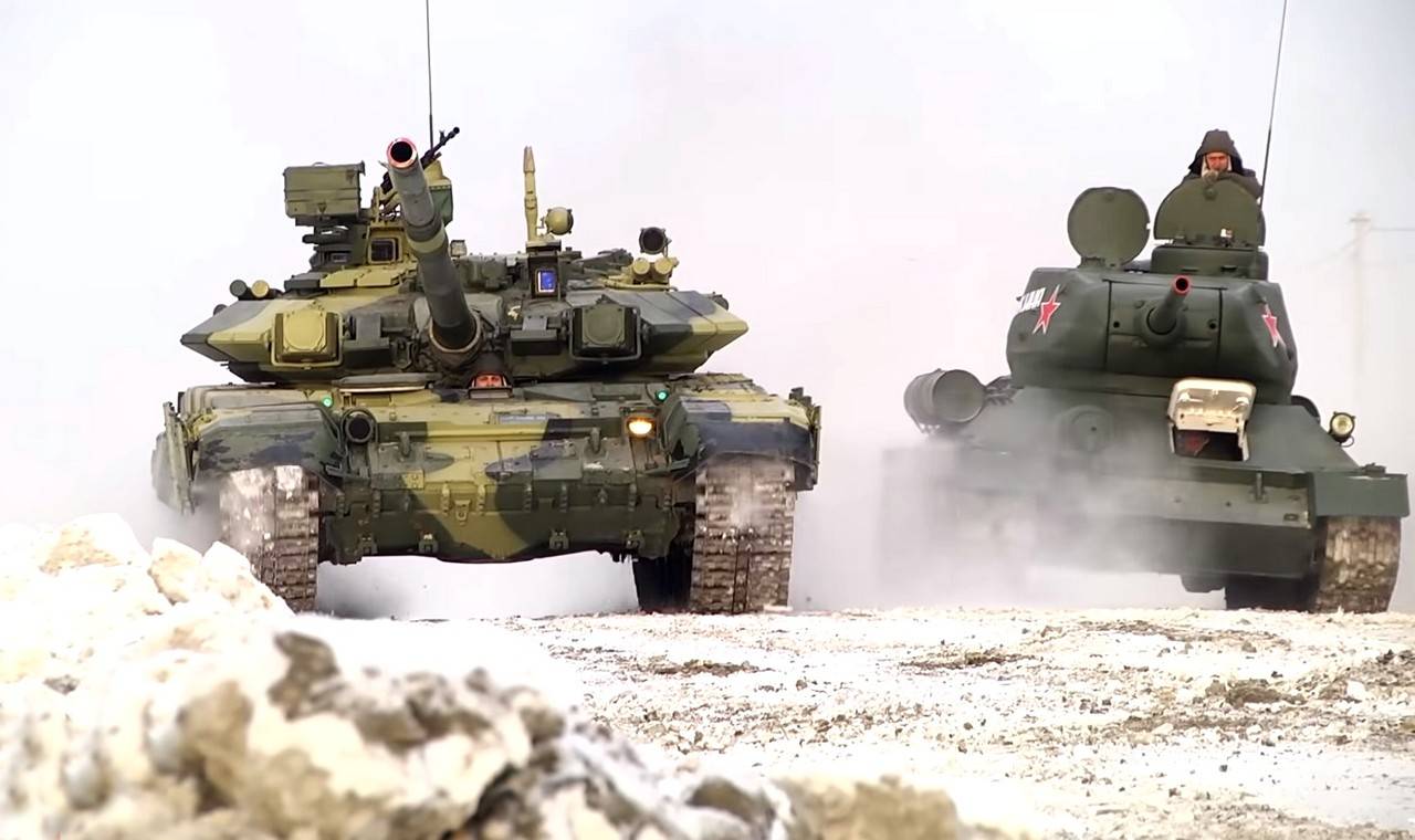 Публикация «Видео „Мастер-класс“ Поделка из губок к 9 Мая „Боевой танк“» размещена в разделах