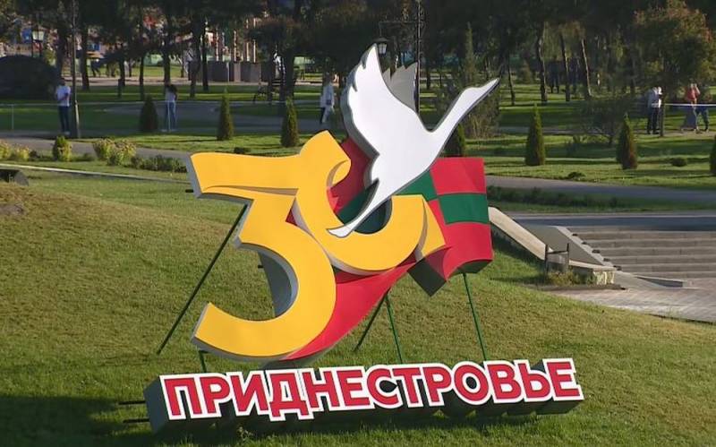 «Приднестровье ждет война» – эксперты о смене власти в Молдавии