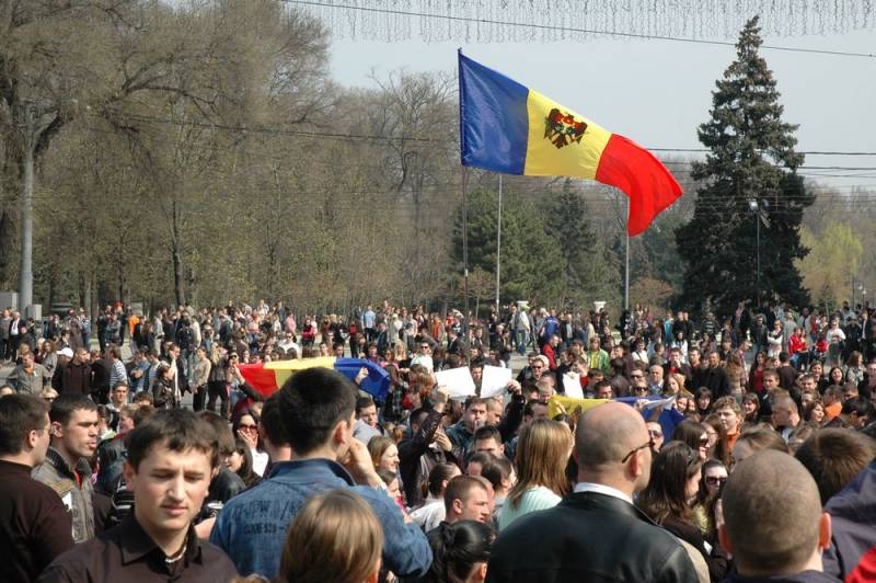 1607265426 chisinau riot 2009 04 07 22