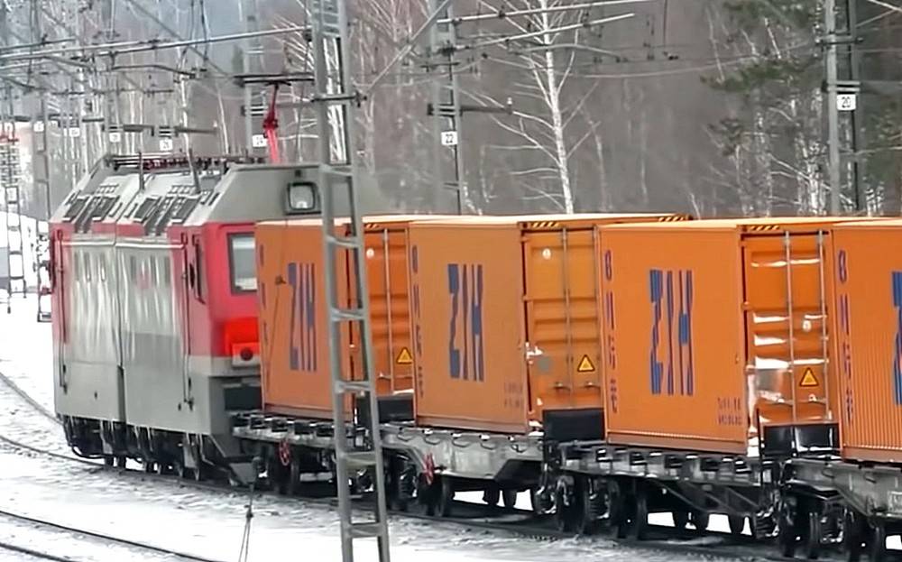 Rusia duwe kesempatan kanggo nggawe dhuwit apik ing transit barang Cina menyang Eropah