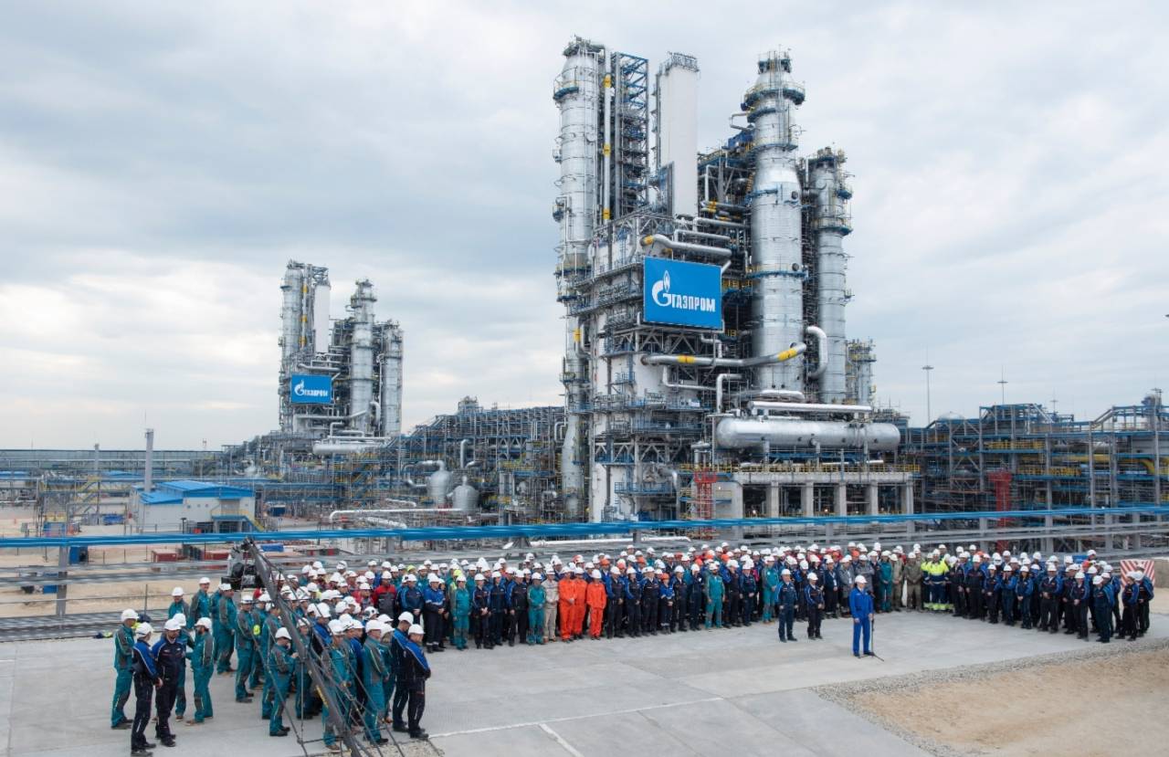 Uniunea Europeană va mulțumi Gazprom cu o anchetă antitrust și o amendă