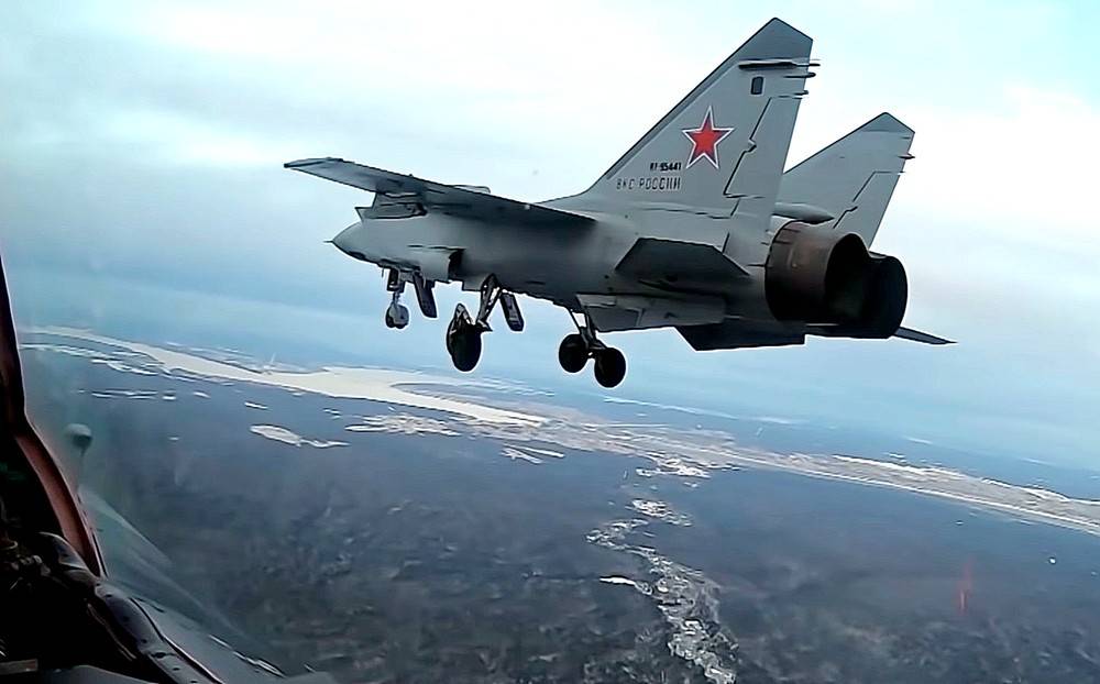 Rusia wis ngembangake kemampuan tempur interceptor MiG-31
