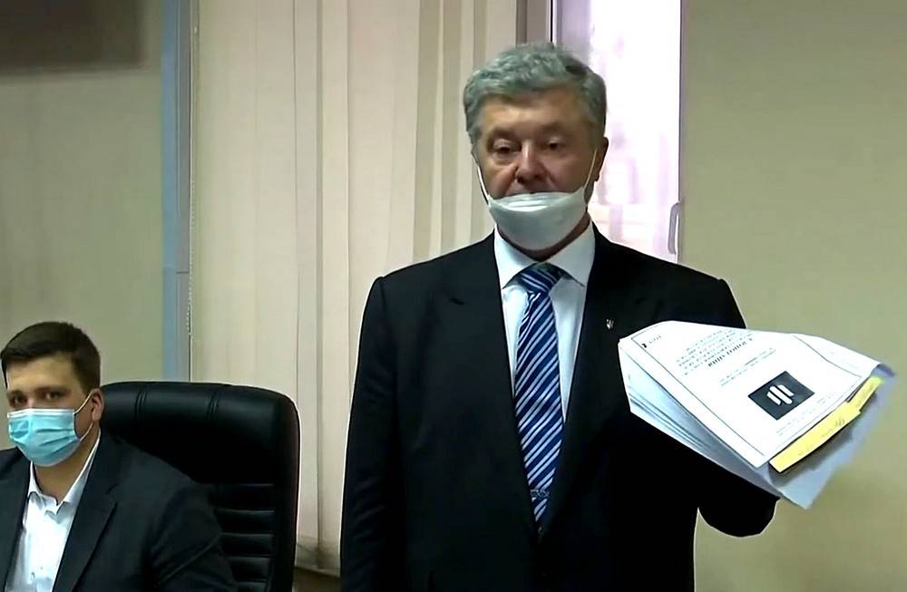 Le procès de Porochenko Zelensky a ravivé l'ex-président en tant que politicien