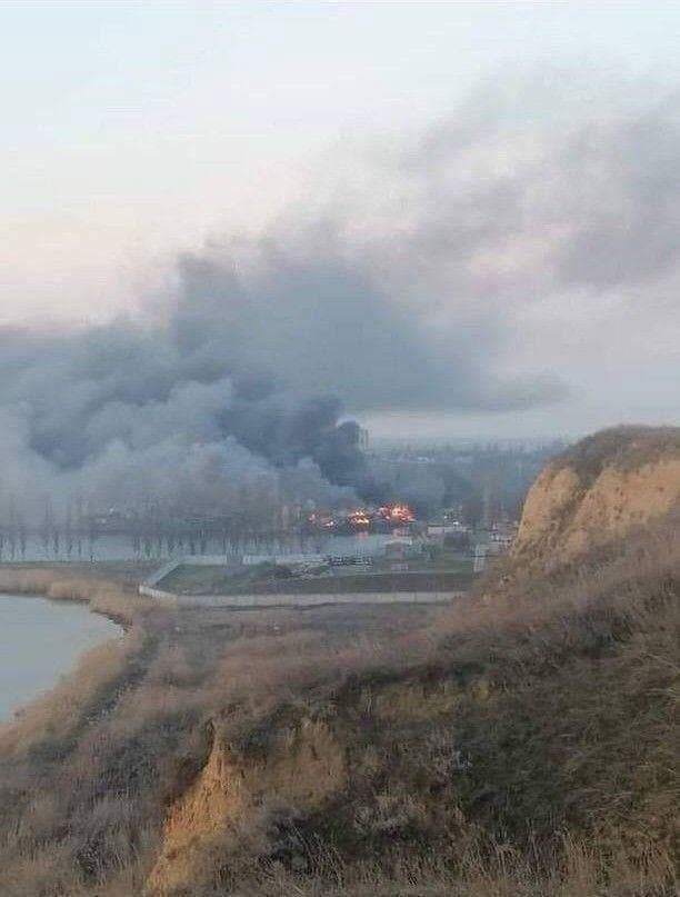 Base naval en construcción para la OTAN en Ucrania Ochakiv destruida