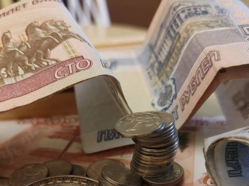 Can the ruble become a reserve currency within the BRICS: new trends in the global economy