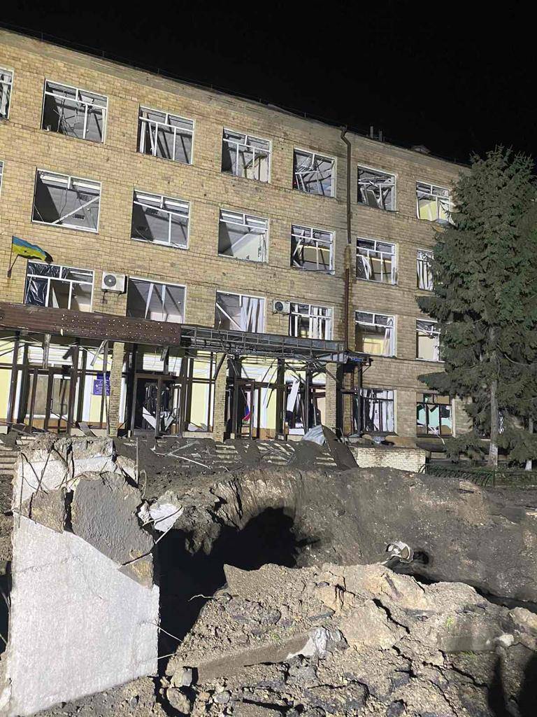 Οι βομβαρδισμοί κατέστρεψαν εχθρικές στρατιωτικές εγκαταστάσεις στο Χάρκοβο και στην περιοχή
