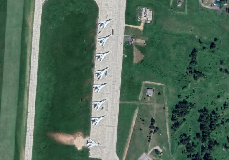 Un drone inconnu a attaqué l'aérodrome russe où sont basés les Tu-22M3