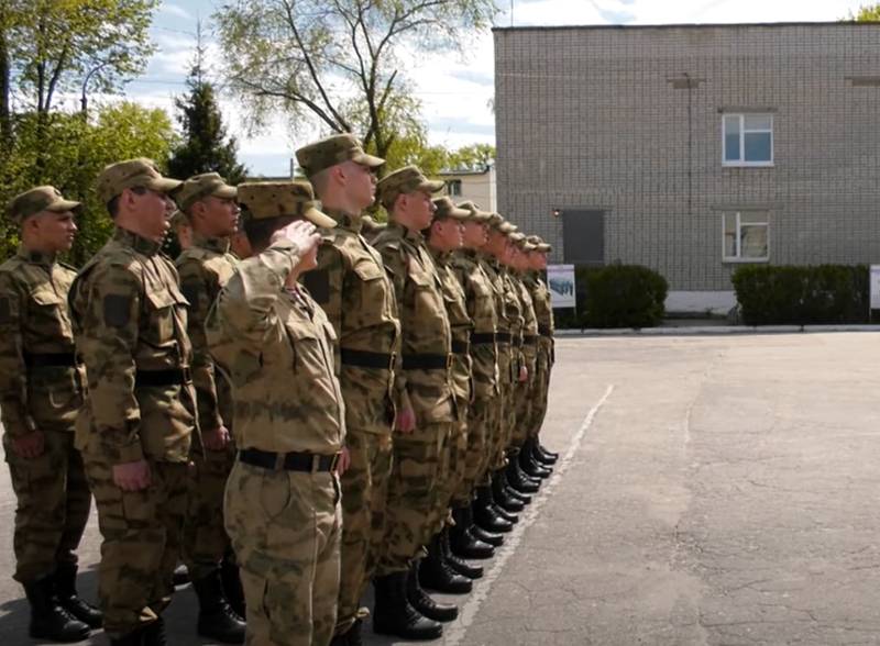 Το αποτέλεσμα του SVO μπορεί να είναι η αύξηση των όρων υπηρεσίας στον ρωσικό στρατό
