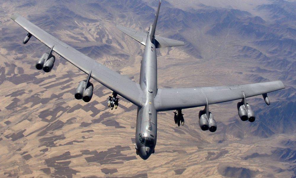 Обновленный бомбардировщик B-52 перейдет 100-летний рубеж