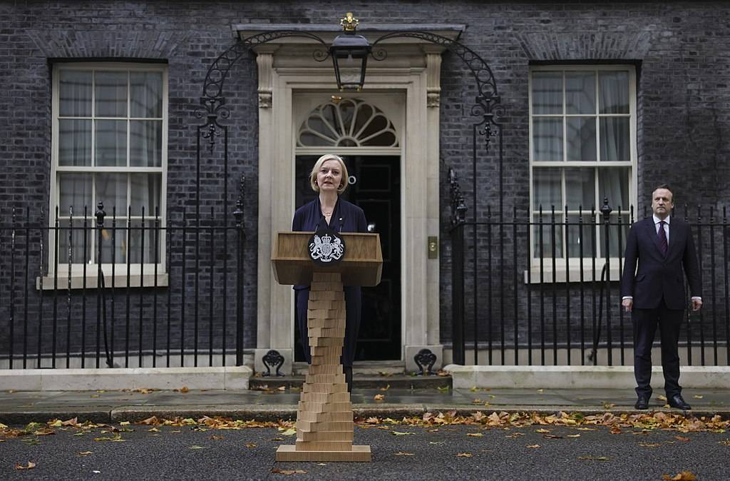 No más Elizabeth: se intensifica la inestabilidad política en Reino Unido
