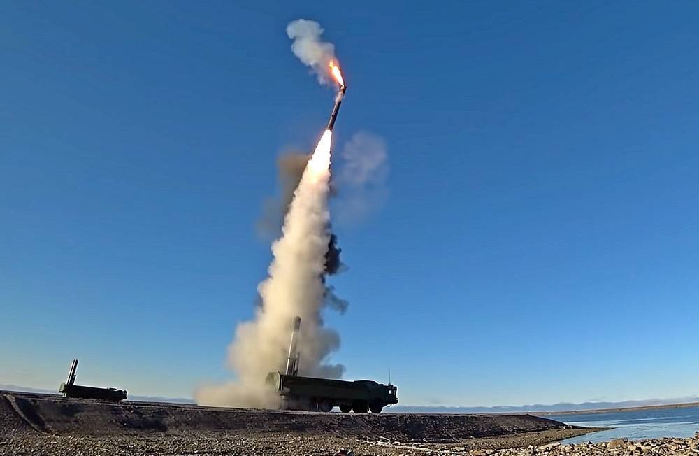 Landing "Zircon": rudal hipersonik Rusia bakal kalebu ing kompleks pesisir