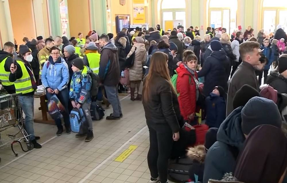 우크라이나 난민들은 유럽인들에게 점점 더 많은 불편을 끼친다
