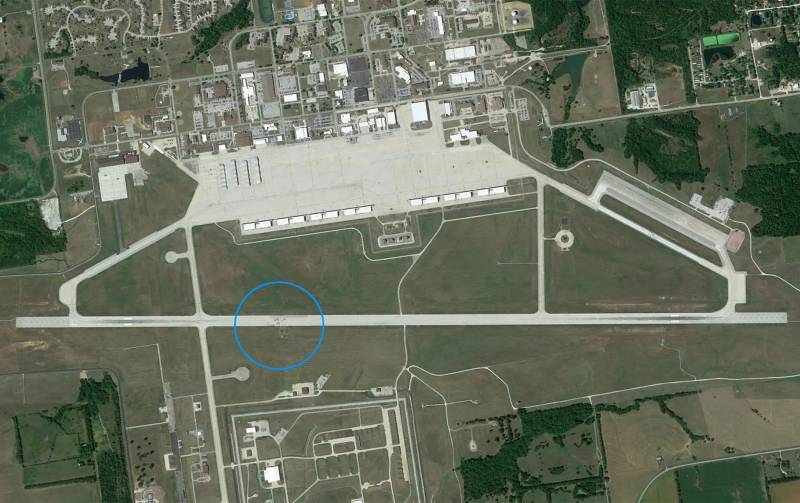 تم نشر الصور الأولى لتحطم قاذفة شبح أمريكية في قاعدة وايتمان الجوية