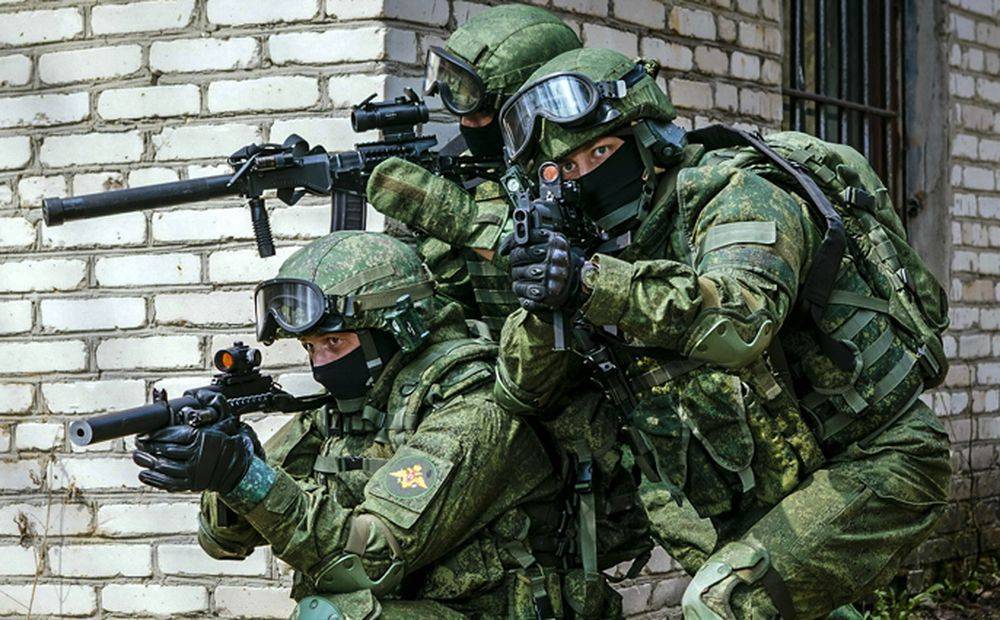 Carane cepet nyedhiyani prajurit Rusia karo kabeh peralatan perlu lan SIBZ