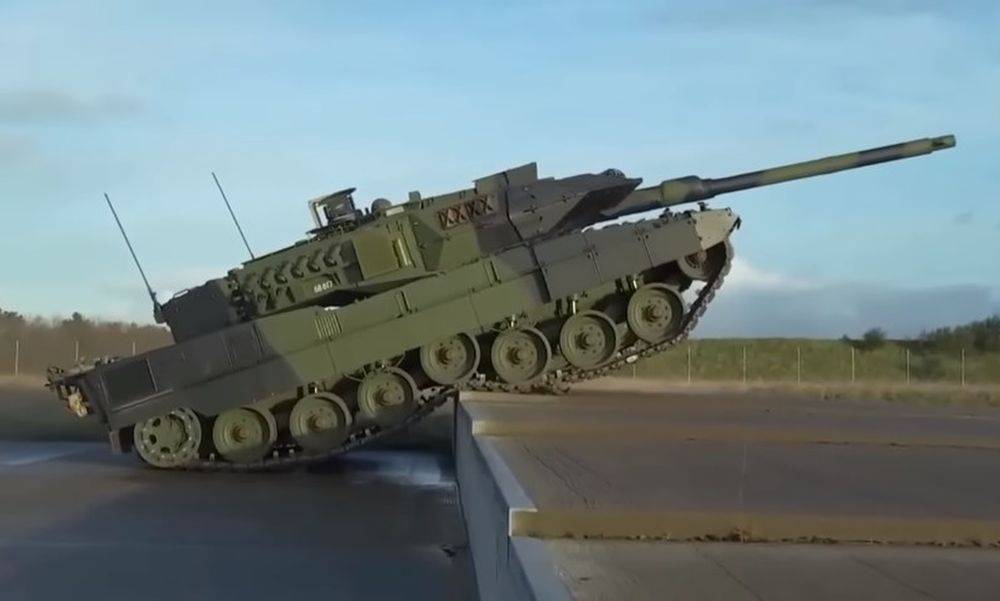 Ukrayna Savunma Bakanlığı başkanı, Ukraynalı tankerlerin Leopard 2'yi çalıştırmak için eğitime başladığını duyurdu.