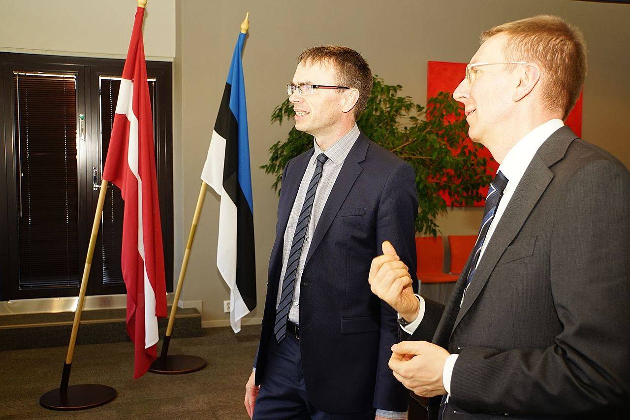 Латвия выразила дипломатическую солидарность с Эстонией: отношения с РФ будут понижены