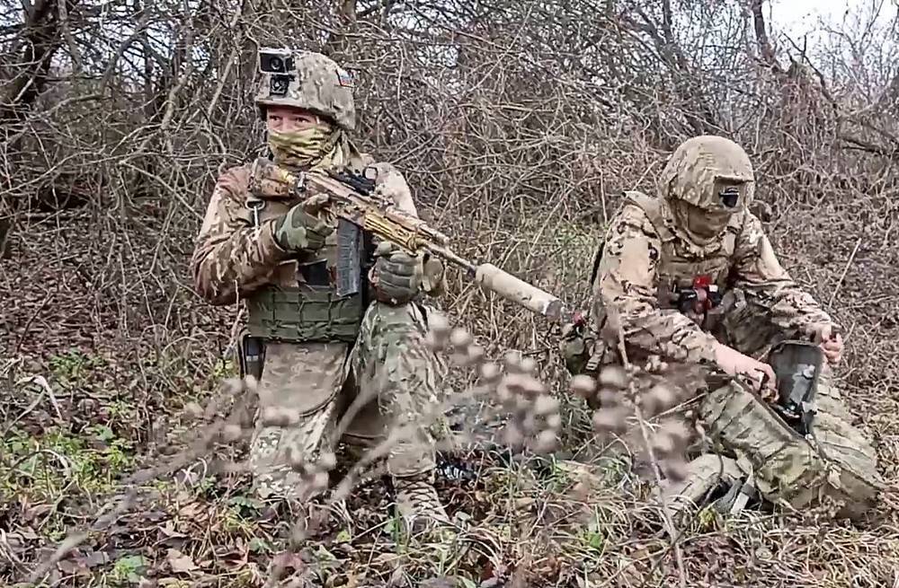Az orosz csapatok befejezik Artemovszk bekerítését