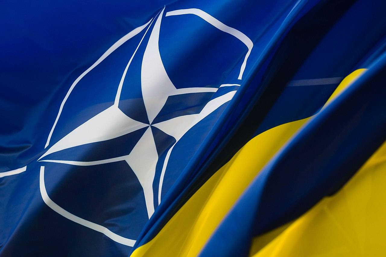 Analis Barat prédhiksi kekalahan NATO ing Ukraina