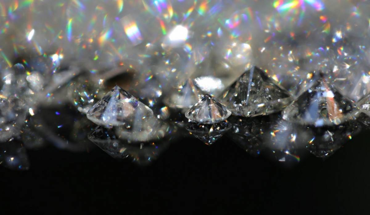 Político: Los diamantes rusos están perdiendo su brillo en Europa