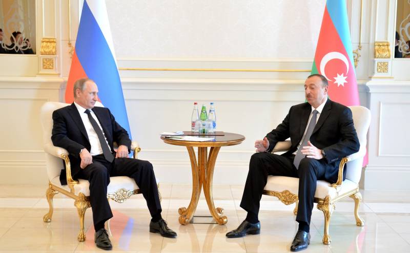 Канадский журналист Нил Хойер: Москва боится разозлить Азербайджан