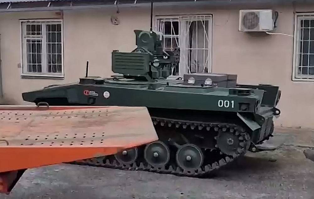 Die ersten russischen Kampfroboter "Marker" kamen in der NWO-Zone an